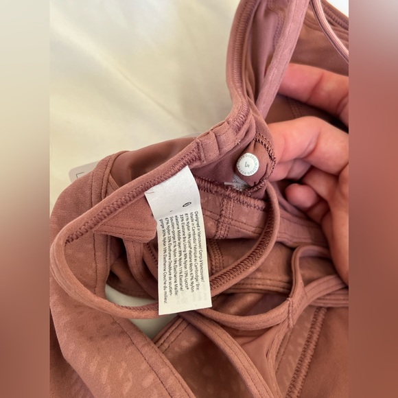 Lululemon Nulu™ and Mesh Yoga Bra *Light Support, A/B Cups, Size 4 - Picture 4 of 7